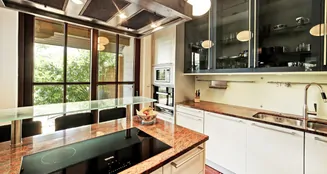 von_poll_real_estate_property_25032011_image_9