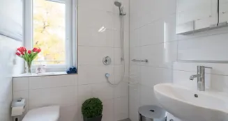 von_poll_real_estate_property_25032017_image_10