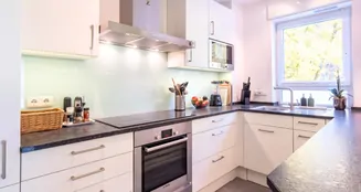 von_poll_real_estate_property_25032017_image_5