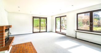 von_poll_real_estate_property_24032016_image_3