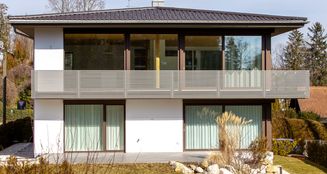 von_poll_real_estate_property_24032014_image_5