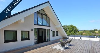 von_poll_real_estate_property_24032015-WH8_image_0