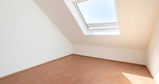 von_poll_real_estate_property_25032003_image_13