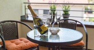 von_poll_real_estate_property_25032003_image_8