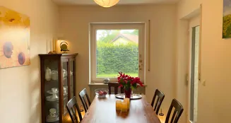 von_poll_real_estate_property_25032009_image_10