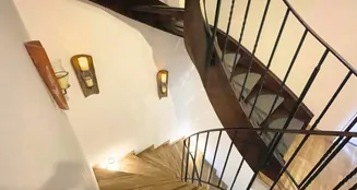 von_poll_real_estate_property_25032009_image_12