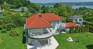 von_poll_real_estate_property_25032010_image_0