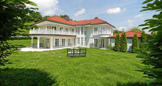 von_poll_real_estate_property_25032010_image_4