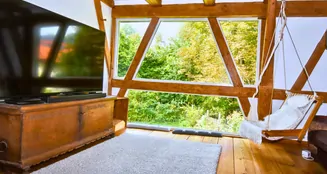 von_poll_real_estate_property_25032015_image_9