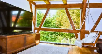 von_poll_real_estate_property_25032015_image_7