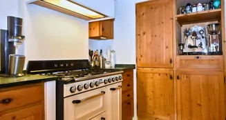 von_poll_real_estate_property_25032015_image_6