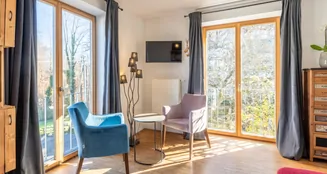 von_poll_real_estate_property_25032020_image_10