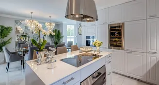 von_poll_real_estate_property_25032010-G_image_1