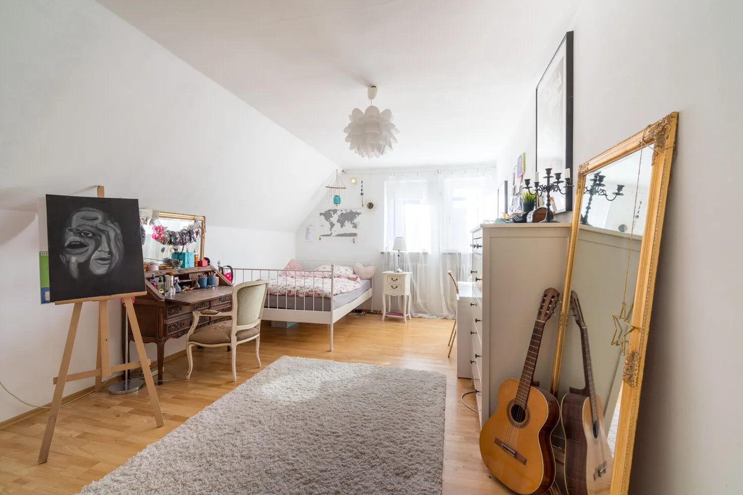 Charmantes Familienhaus auf schönem Grundstück