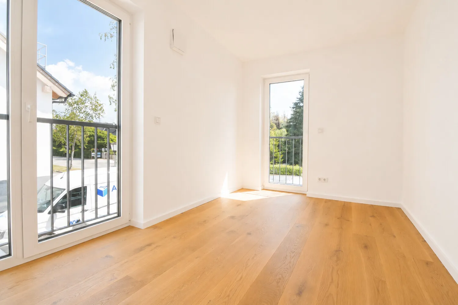 Kinder-/Arbeits-/Schlafzimmer