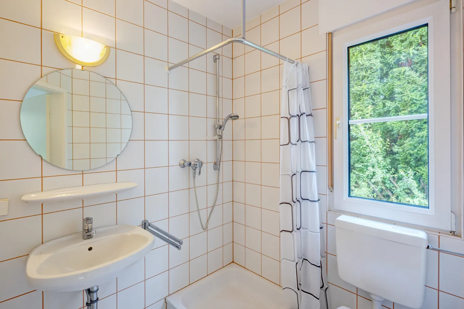 Badezimmer EG