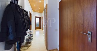 von_poll_real_estate_property_25021026_image_1