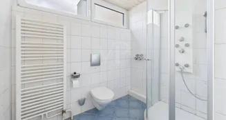 von_poll_real_estate_property_25021049_image_8