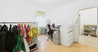 von_poll_real_estate_property_25021064_image_4