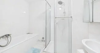 von_poll_real_estate_property_25021064_image_8