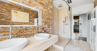 von_poll_real_estate_property_25021068_image_10