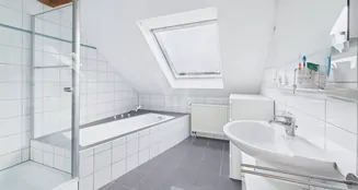 von_poll_real_estate_property_25021085_image_7