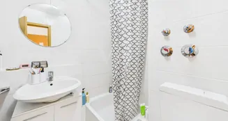 von_poll_real_estate_property_25021078_image_3