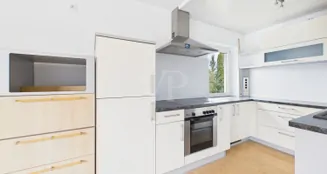 von_poll_real_estate_property_25021091_image_12