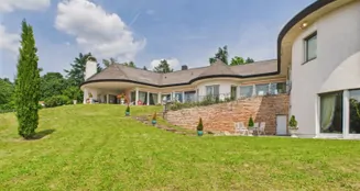 von_poll_real_estate_property_25161017_image_26