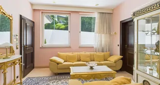 von_poll_real_estate_property_25161017_image_17