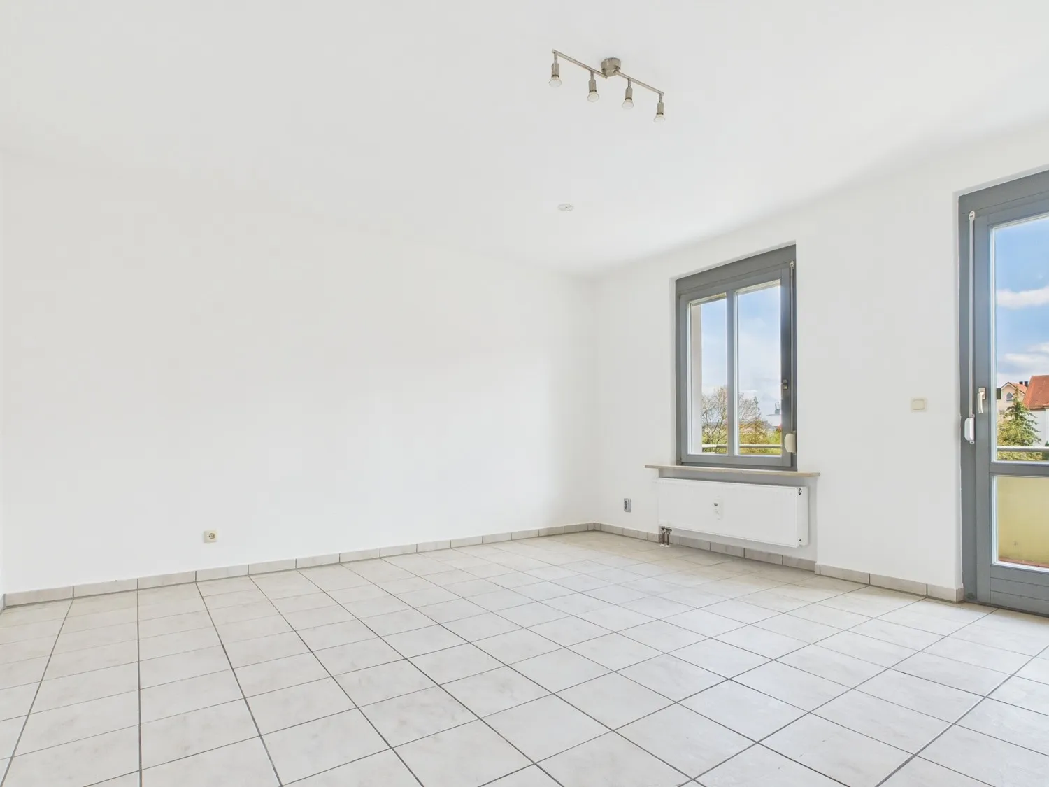Wohn-und Schlafzimmer