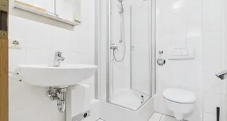 von_poll_real_estate_property_24161055_image_4