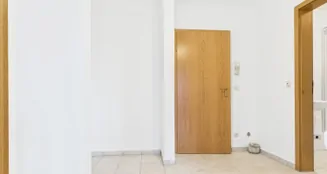 von_poll_real_estate_property_24161055_image_3