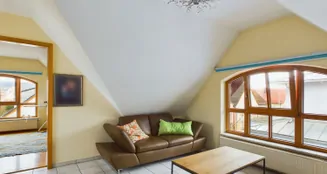 von_poll_real_estate_property_25161005_image_4