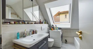 von_poll_real_estate_property_25161005_image_8