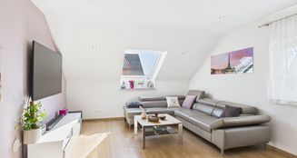 von_poll_real_estate_property_25161012b_image_1