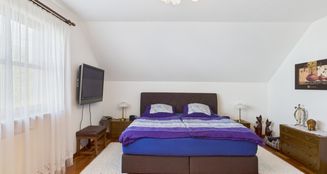 von_poll_real_estate_property_25161023_image_14