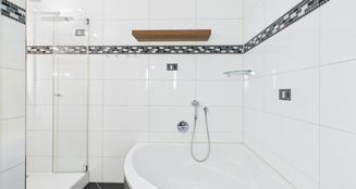 von_poll_real_estate_property_25161032_image_9