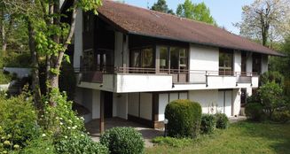 von_poll_real_estate_property_25161026_image_0
