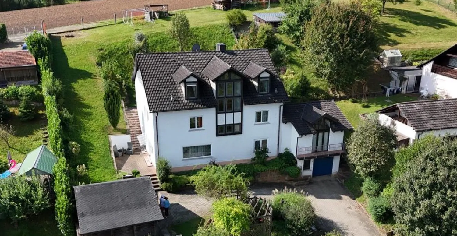 Großzügiges Einfamilienhaus mit Charme