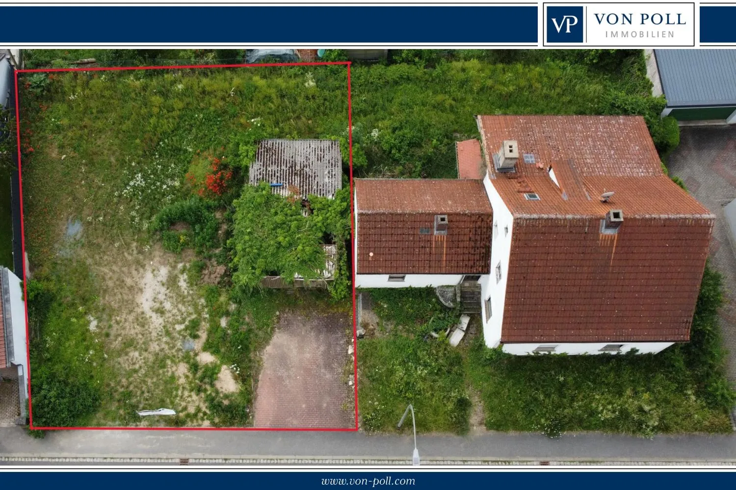 Spacious plot of land with the possibility of subdivision