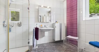 von_poll_real_estate_property_25161034_image_14