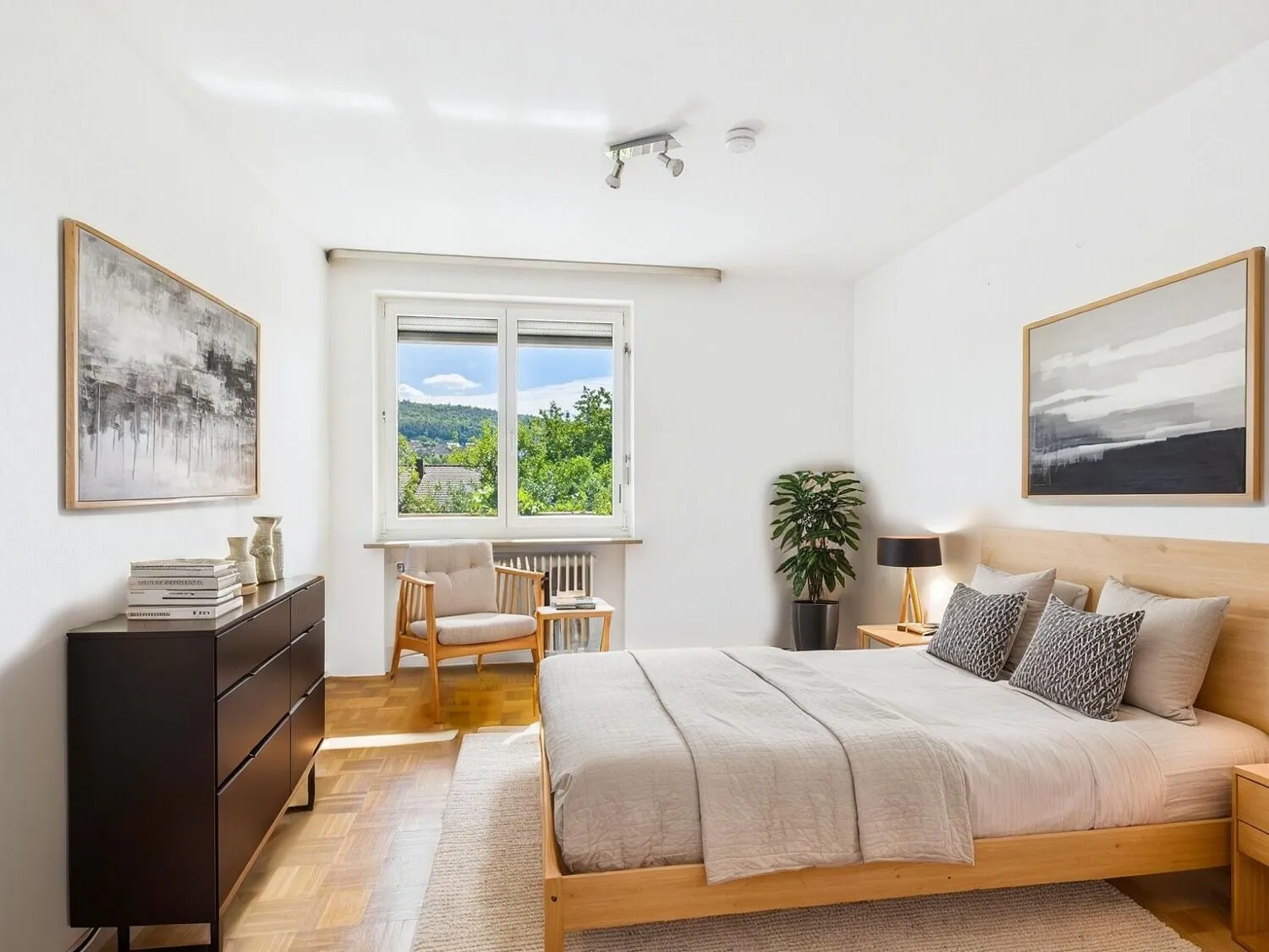 Schlafzimmer 1. OG WHG 2 (KI)