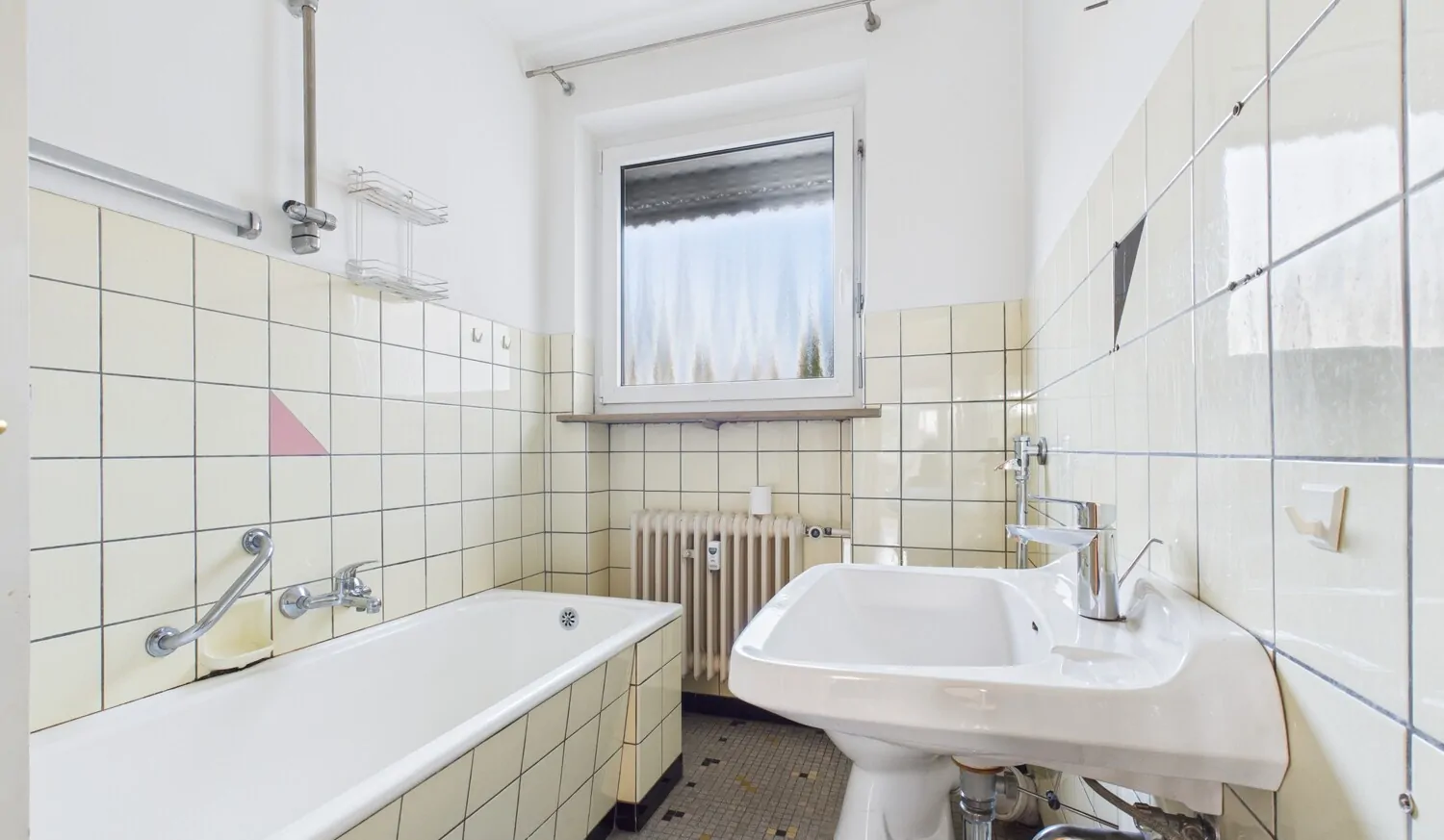 Badezimmer 1. OG WHG 3