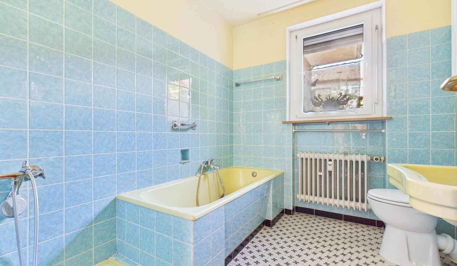 Badezimmer EG WHG 1