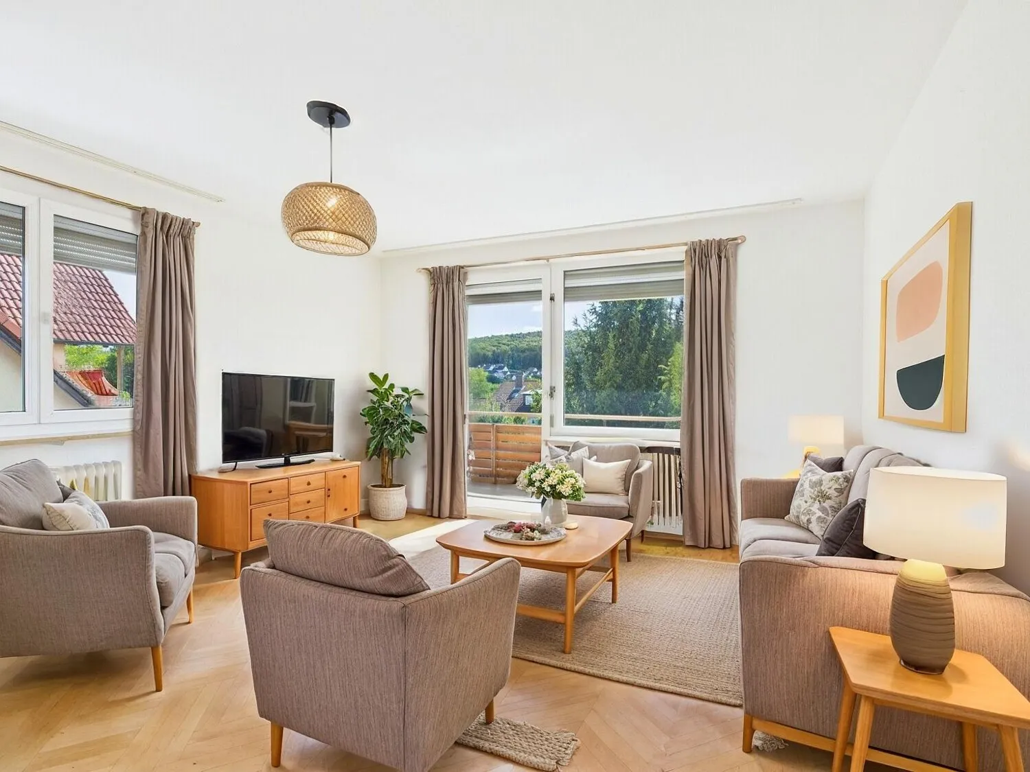 Wohnzimmer 1. OG WHG 2 (KI)