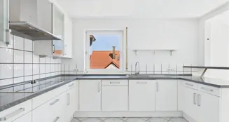 von_poll_real_estate_property_25161046_image_9