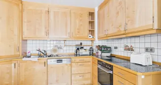 von_poll_real_estate_property_25161049_image_8