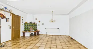 von_poll_real_estate_property_25161049_image_4