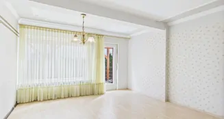 von_poll_real_estate_property_25161049_image_9